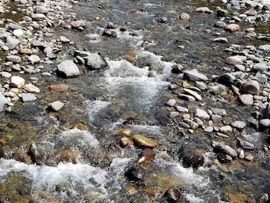 Cascading ice cold water - what every one wants! Be the envy of many.