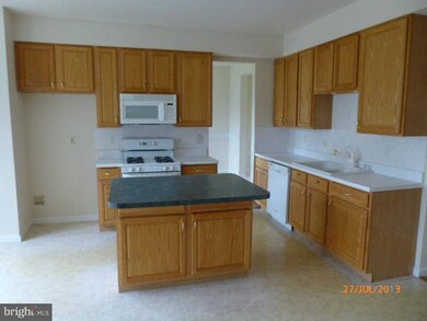 1340 Jay Rd, Sykesville, MD 21784 - photo 3