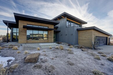 61518 Southwest Skene Trail Exteriors ML