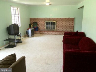 9551 Fulton Ave, Laurel, MD 20723 - photo 6