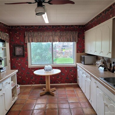 1005 W 9th St, Weslaco, TX 78596 - photo 7