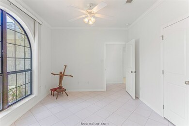 Bedroom/Study/2nd Living