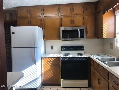 5747 Cedar Forest Dr S, Jacksonville, FL 32210 - photo 5