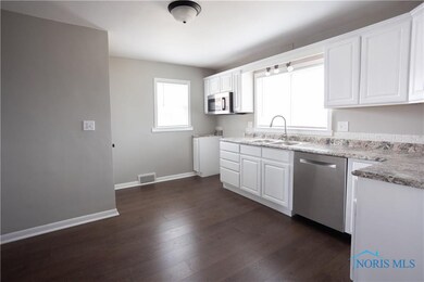 1917 Geffs Ave, Findlay, OH 45840 - photo 6