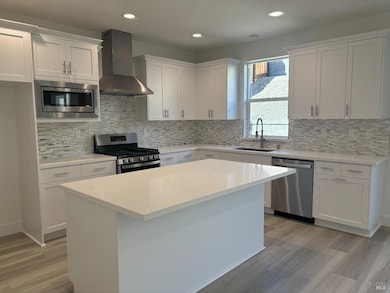 231 Echols Dr, Martinez, CA 94553 - photo 3