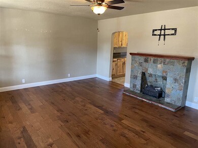 1105 W Chestnut Ave, Duncan, OK 73533 - photo 4