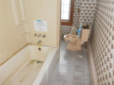 813 3rd St, Whitehall, PA 18052 - photo 6