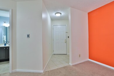 10-Foyer