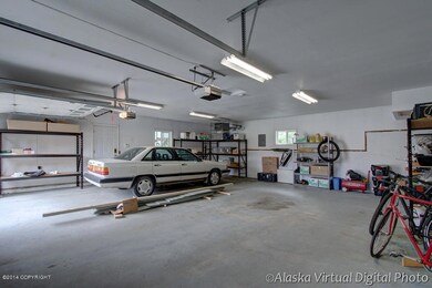 Oversized Garage Perfect For Toys