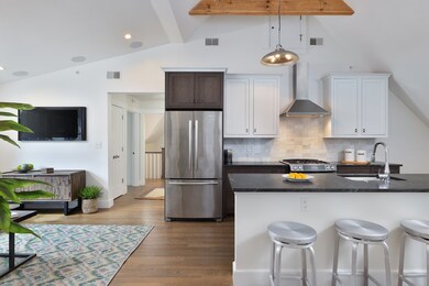 67 South St unit 4, Jamaica Plain, MA 02130 - photo 2