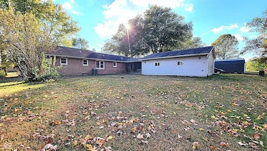 1611 E Range Line Rd, Greencastle, IN 46135 - photo 5