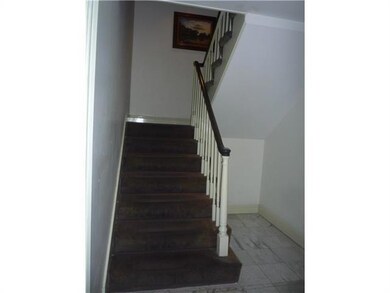 Foyer. Stairway view