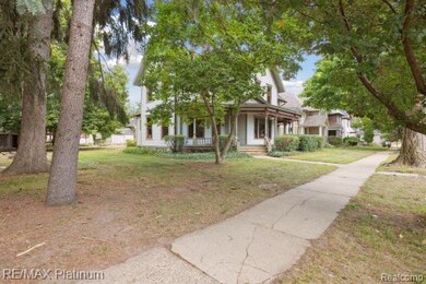 126 W Hanover St, Marshall, MI 49068 - photo 4