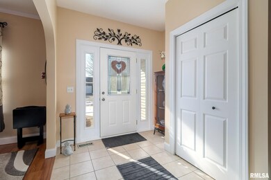 1336 W 62nd Ct, Davenport, IA 52806 - photo 5