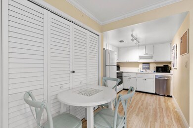 975 9th Ave S unit 8, Naples, FL 34102 - photo 3