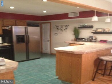 37 Twig Ln, Willingboro, NJ 08046 - photo 5