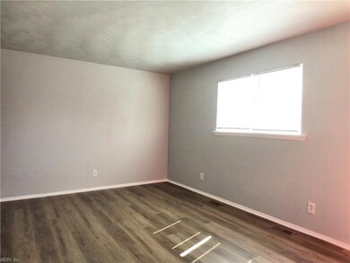 1625 W Pembroke Ave unit 22, Hampton, VA 23661 - photo 5