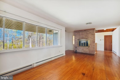 9457 Boyds Turn Rd, Owings, MD 20736 - photo 5