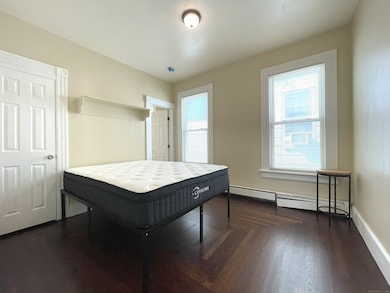 196 Blatchley Ave unit 2, New Haven, CT 06513 - photo 5