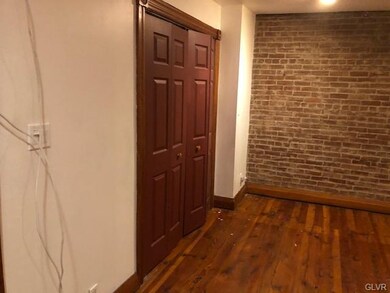 933 W Gordon St, Allentown, PA 18102 - photo 6