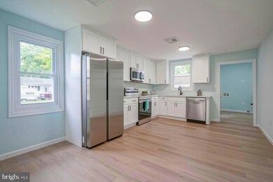 26 N Norman Ave, Penns Grove, NJ 08069 - photo 4