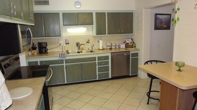 9945 W Hope Cir S, Sun City, AZ 85351 - photo 2