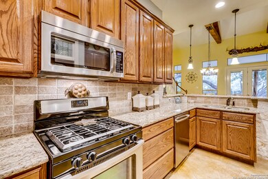 15285 Flying Cir, Helotes, TX 78023 - photo 6