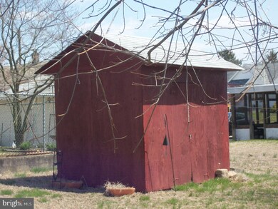 124 Watkins Ave, Gibbstown, NJ 08027 - photo 3