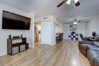 2739 W Jacinto Cir-10
