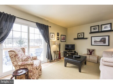 3901 Quaker Ct, North Wales, PA 19454 - photo 3