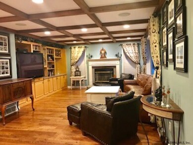 711 Wasentha Way, Slingerlands, NY 12159 - photo 2