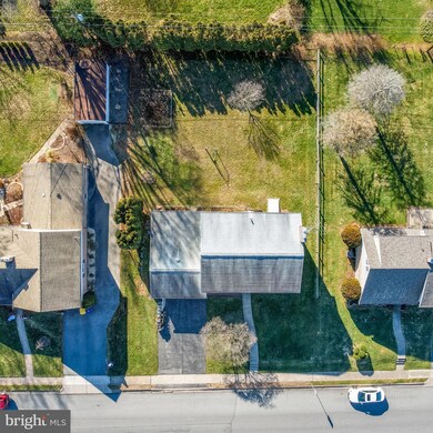 1608 Whitfield Blvd, Reading, PA 19609 - photo 6