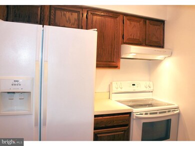 103 Ravens Crest Dr unit 103, Plainsboro, NJ 08536 - photo 2