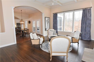 5630 Treeline Dr, Columbus, IN 47201 - photo 5