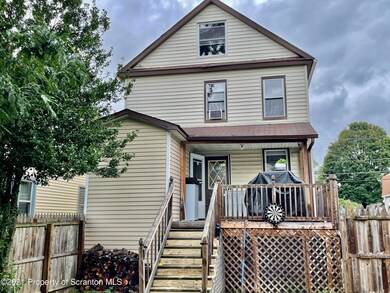 51 Knox St, Hanover Township, PA 18706 - photo 3