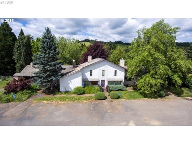 985 SE Sheridan Rd, Sheridan, OR 97378 - photo 4