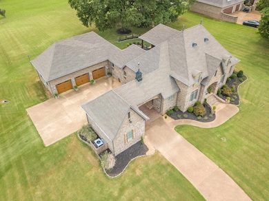 200 Twin Fork Ln, Savannah, TN 38372 - photo 2