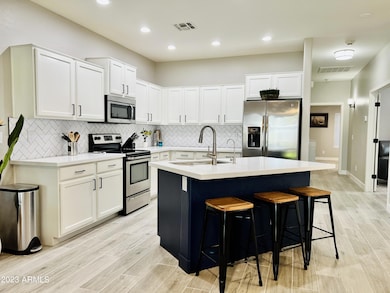 492 E Rainbow Dr, Chandler, AZ 85249 - photo 2