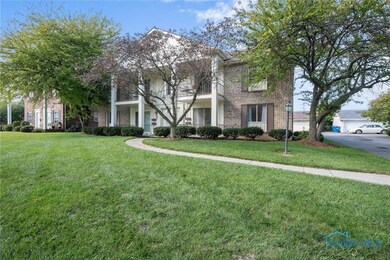 5230 Regency Dr, Toledo, OH 43615 - photo 4