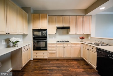 The Magnolias at Lansdowne Woods unit 303, Leesburg, VA 20176 - photo 3