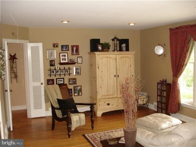 511 Avondale Rd, Wallingford, PA 19086 - photo 7