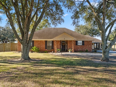 15924 Fm 442 Rd, Needville, TX 77461 - photo 2