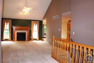 7715 SW 27th St, Topeka, KS 66614 - photo 7