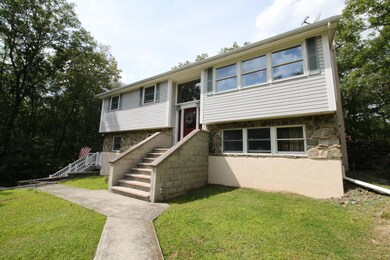 2808 Rock Dr, Clarks Summit, PA 18411 - photo 3
