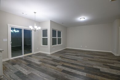 208 Triple Crown Ct, Shelbyville, TN 37160 - photo 4