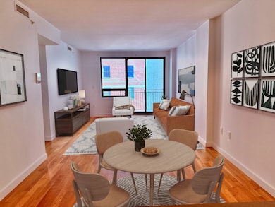 106-20 70th Ave unit 6 C, Forest Hills, NY 11375 - photo 2