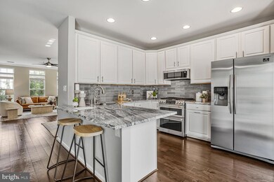 341 Cross Green St unit B, Gaithersburg, MD 20878 - photo 7