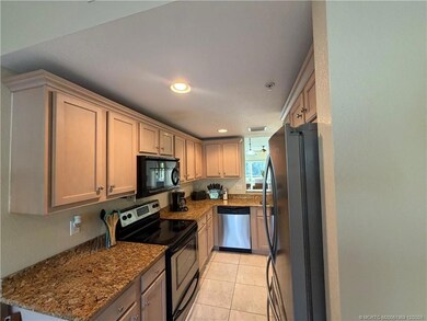 4210 Gator Trace Ave unit B, Fort Pierce, FL 34982 - photo 4