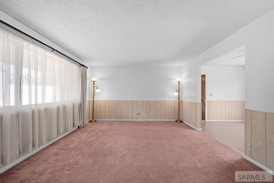 226 W Center St, Firth, ID 83236 - photo 6