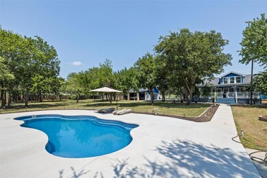 520 Granbury Ct, Granbury, TX 76049 - photo 4